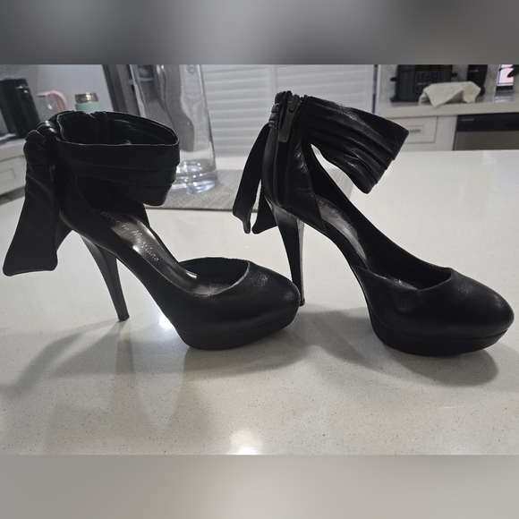 Guess Black Wrap Heels - Picture 13 of 17